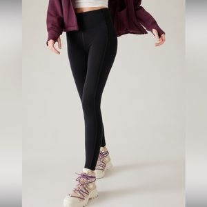 ATHLETA ALTITUDE STASH TIGHT IN POLARTEC POWER STRETCH // Black #428836